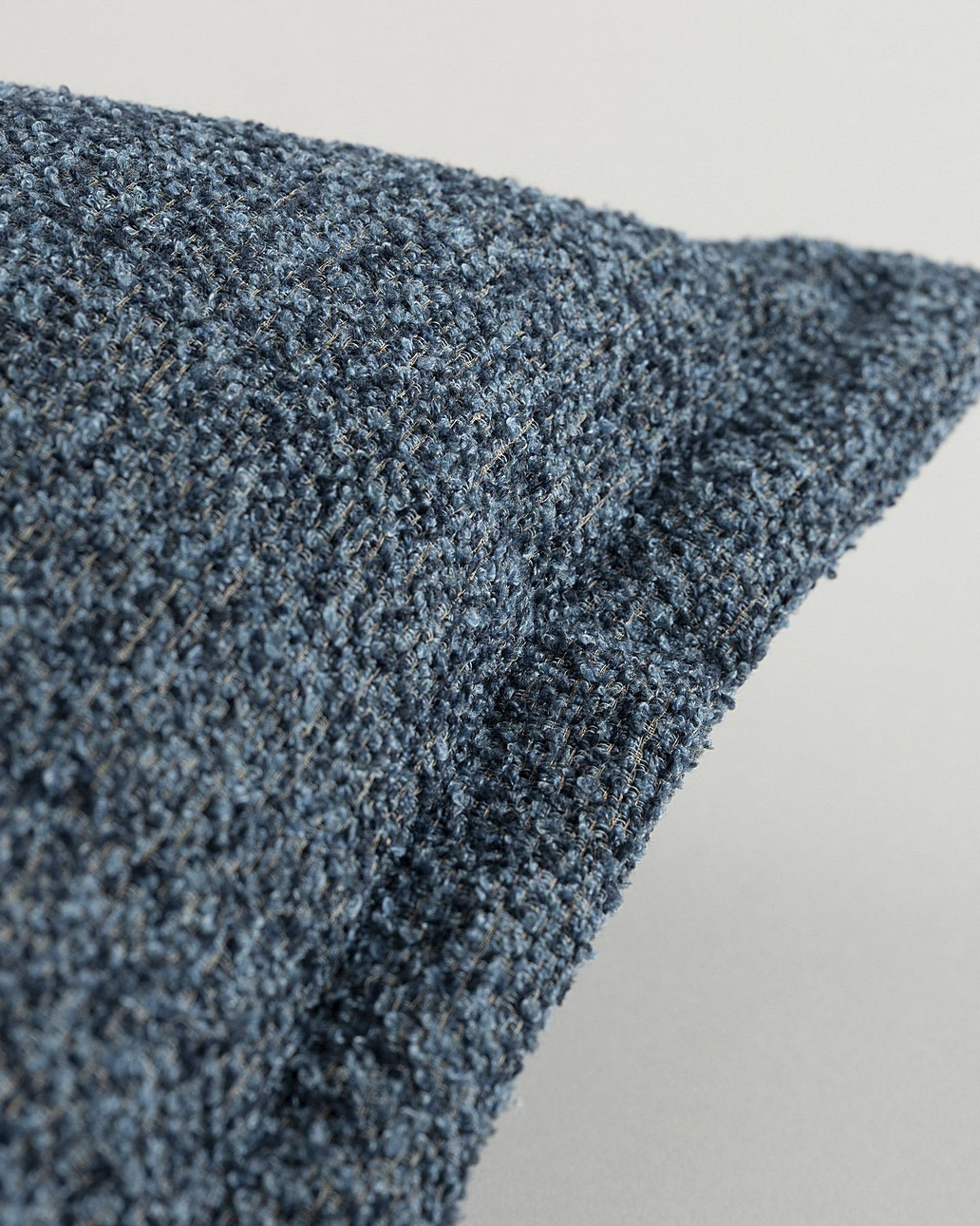 Kissenhülle Mona mit Stehsaum Farbe blau Stoff strukturiert