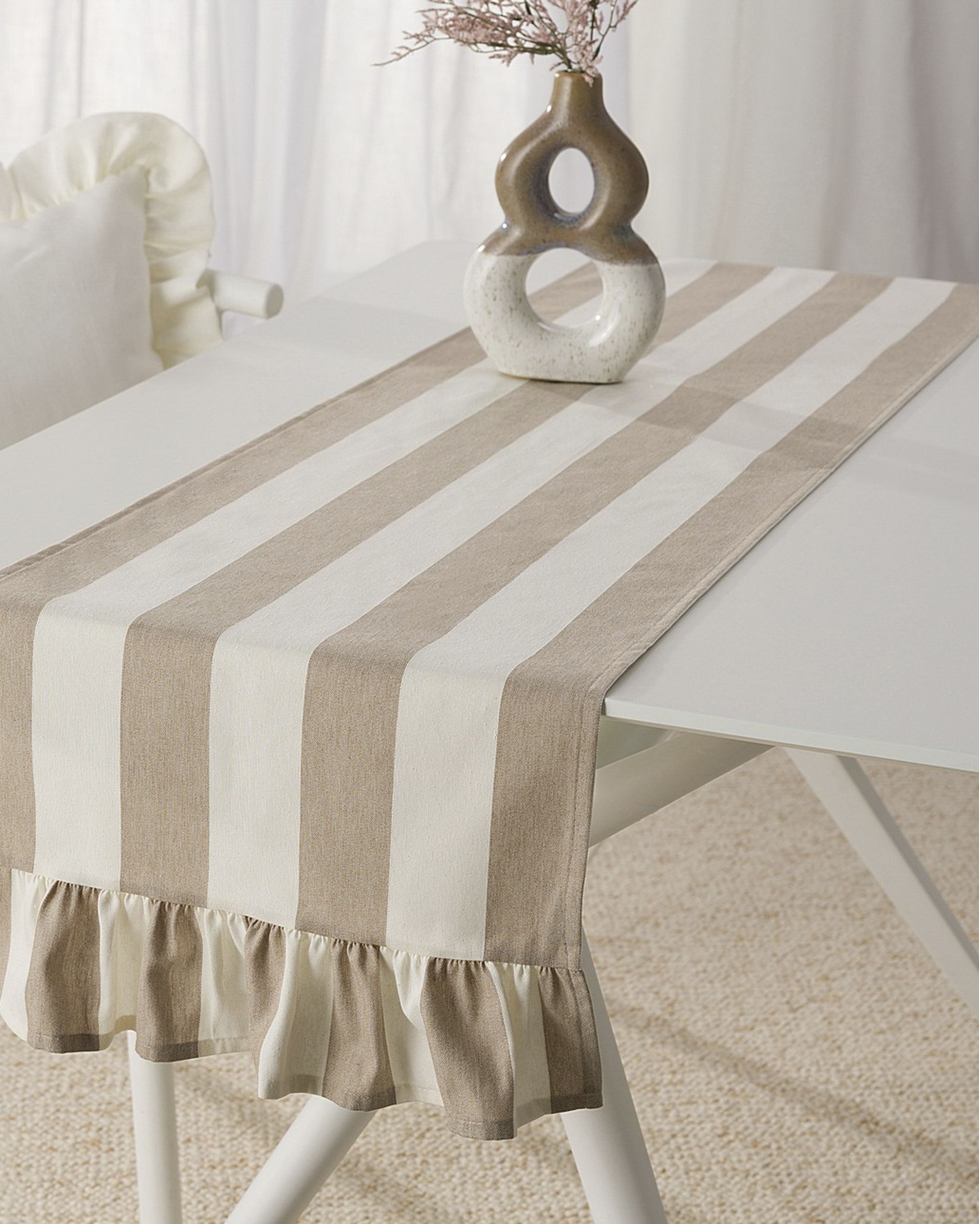 Tischläufer mit Rüsche 40x160 cm Farbe beige Stoff gemustert
