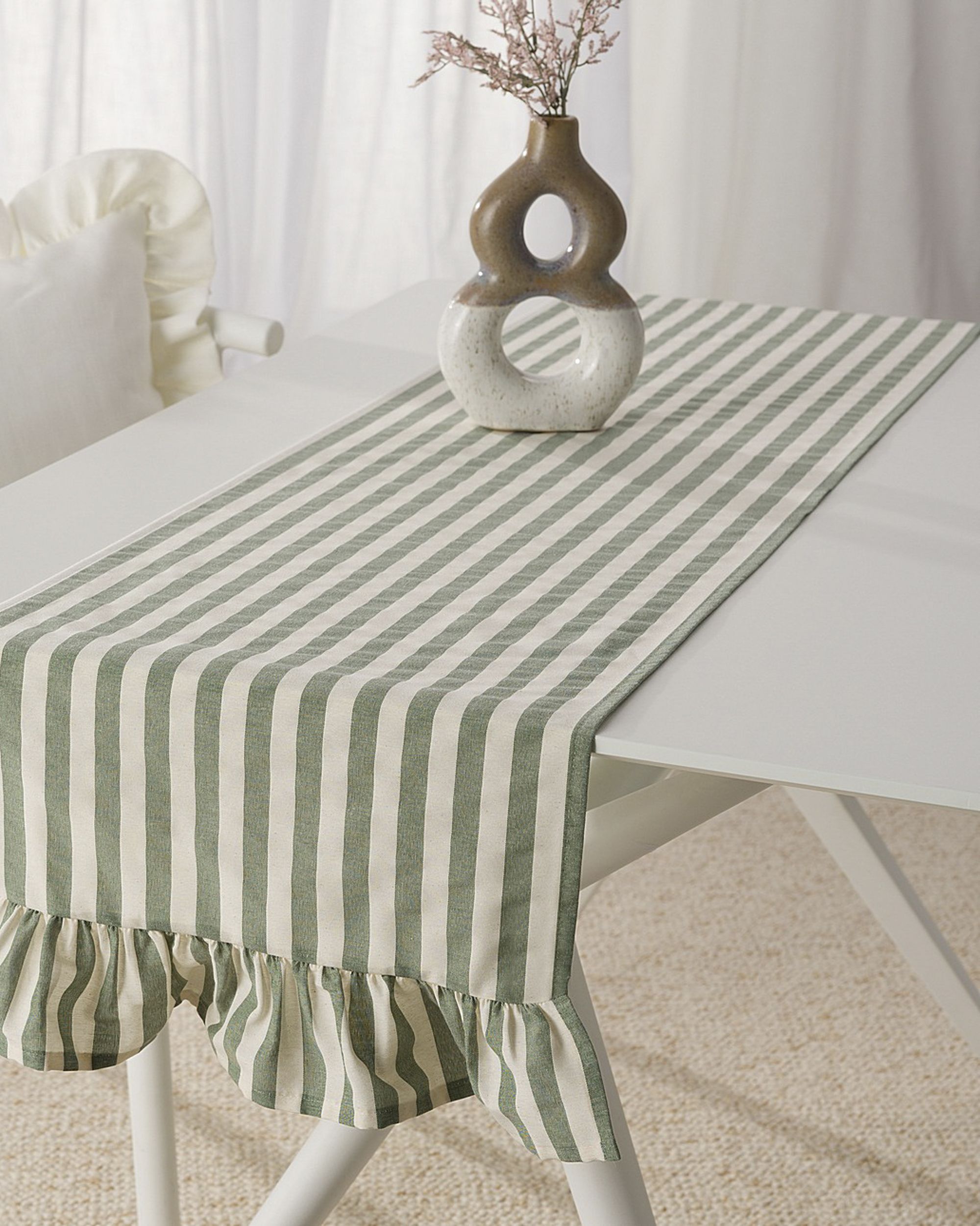 Tischläufer mit Rüsche 40x160 cm Farbe grün Stoff gemustert