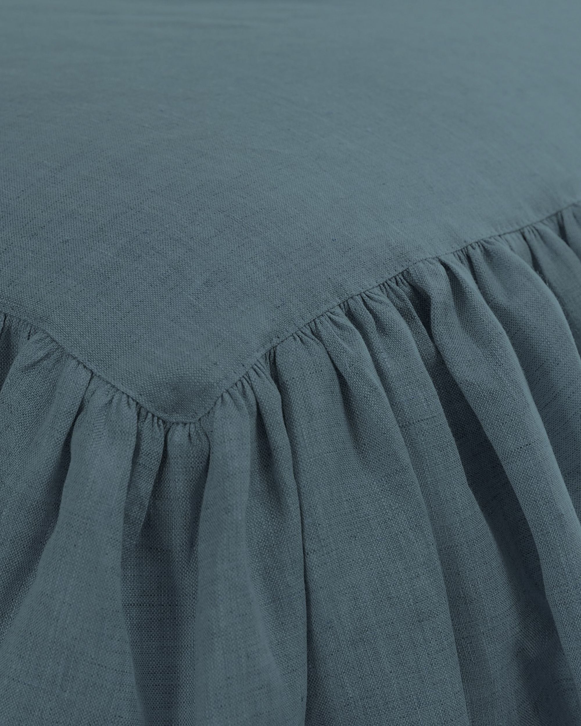 Tagesdecke mit Rüsche Linen Frilly 160x210cm emerald green