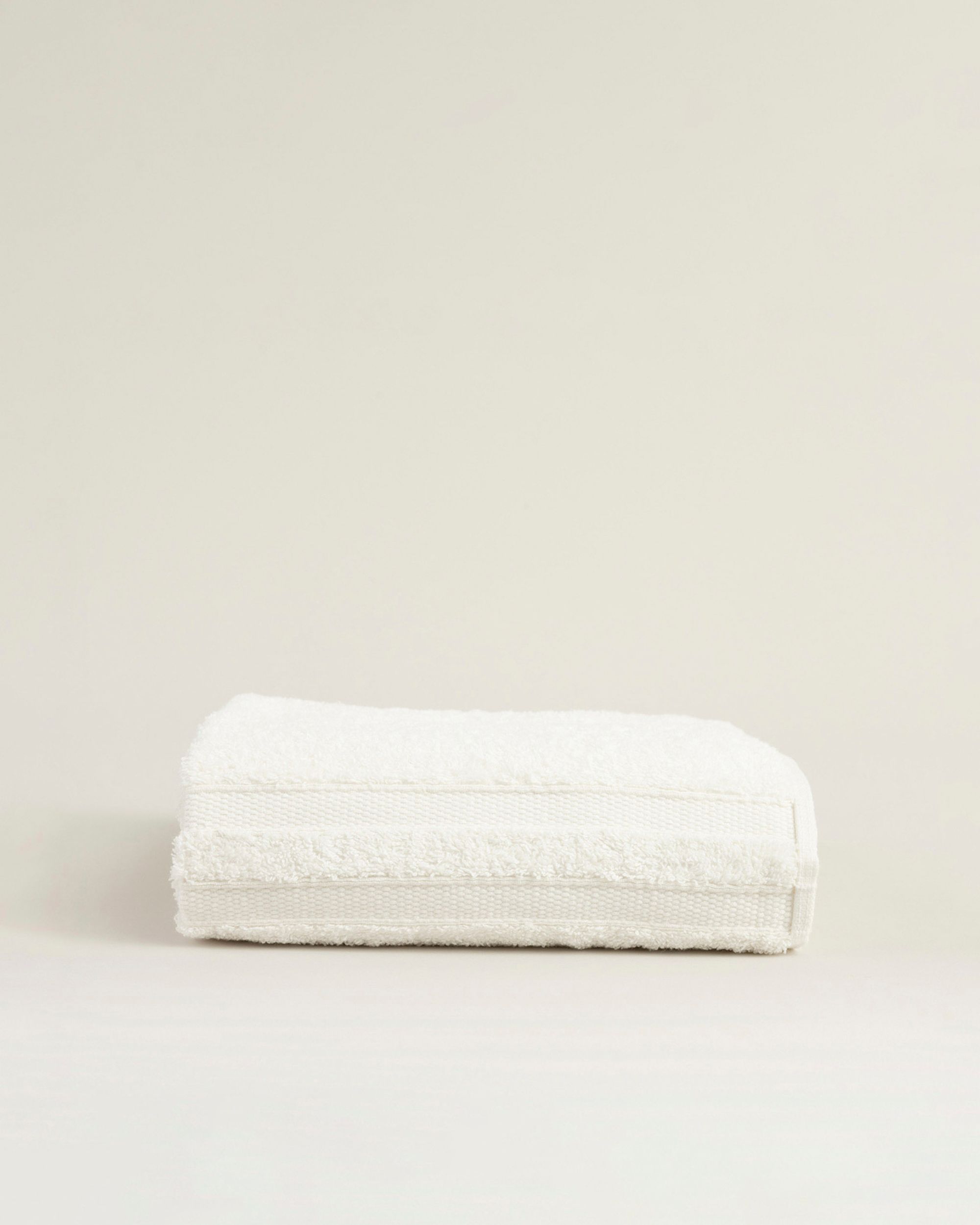 Handtuch Essence 30x50 cm pure white