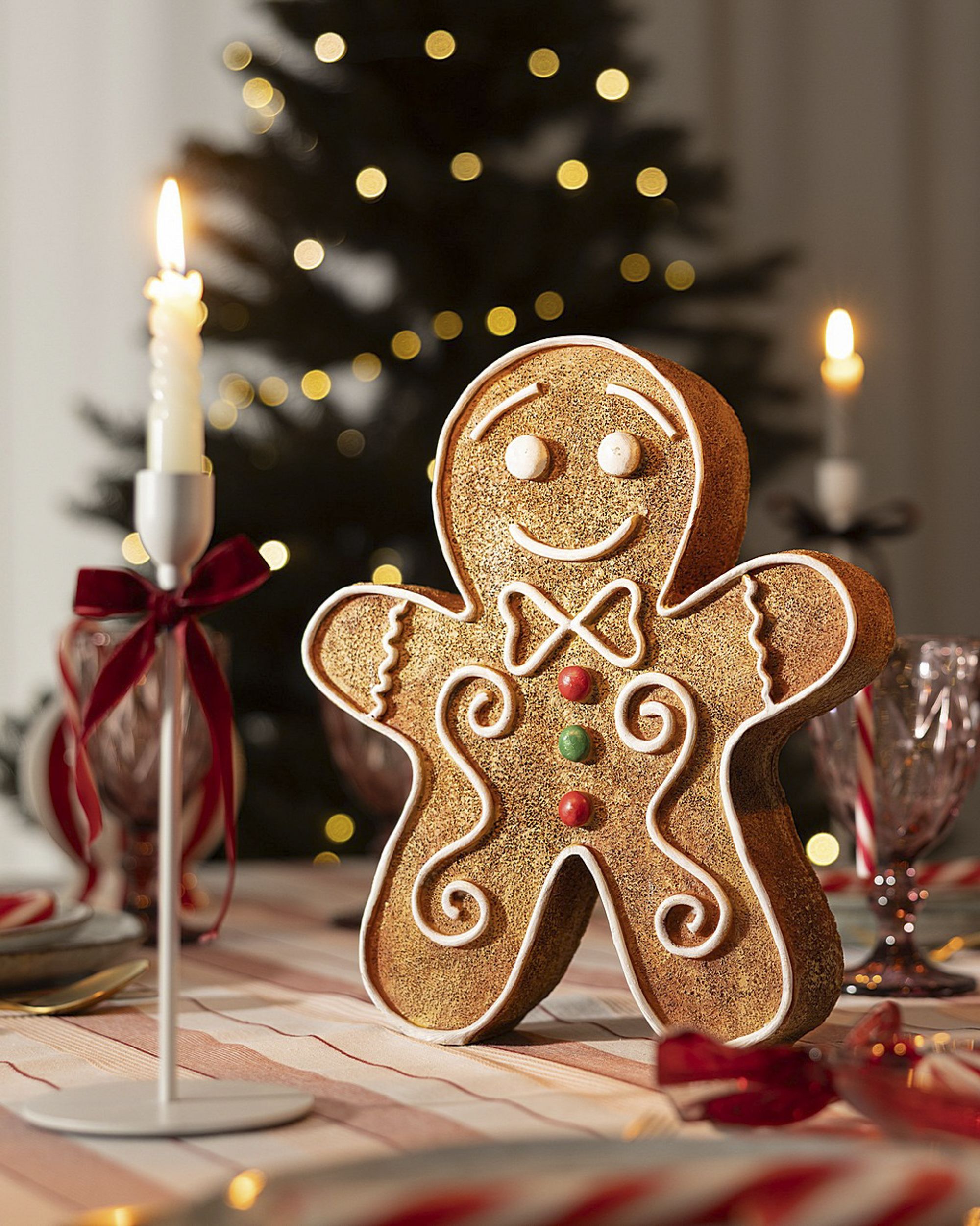 Dekoobjekt Gingerbread Man I 25x7x30 cm (hover)