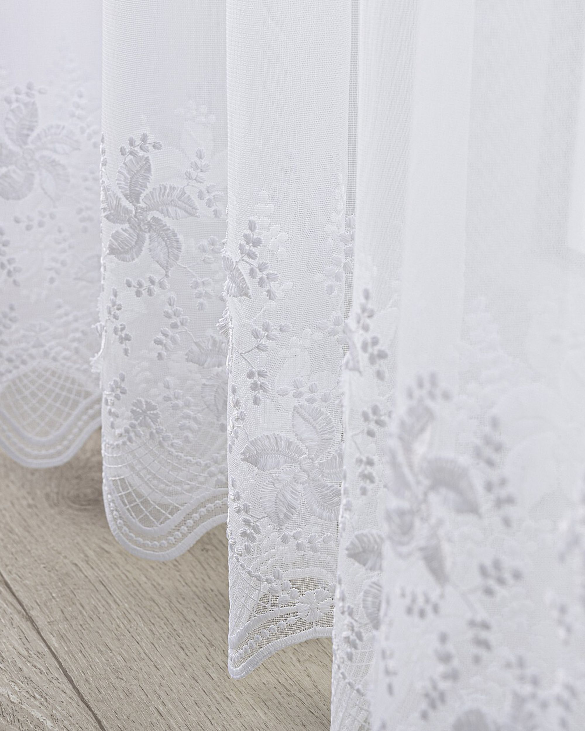 Gardine mit flämischen 2-er Falten Farbe weiß Stoff halbtransparent, strukturiert, gemustert (hover)