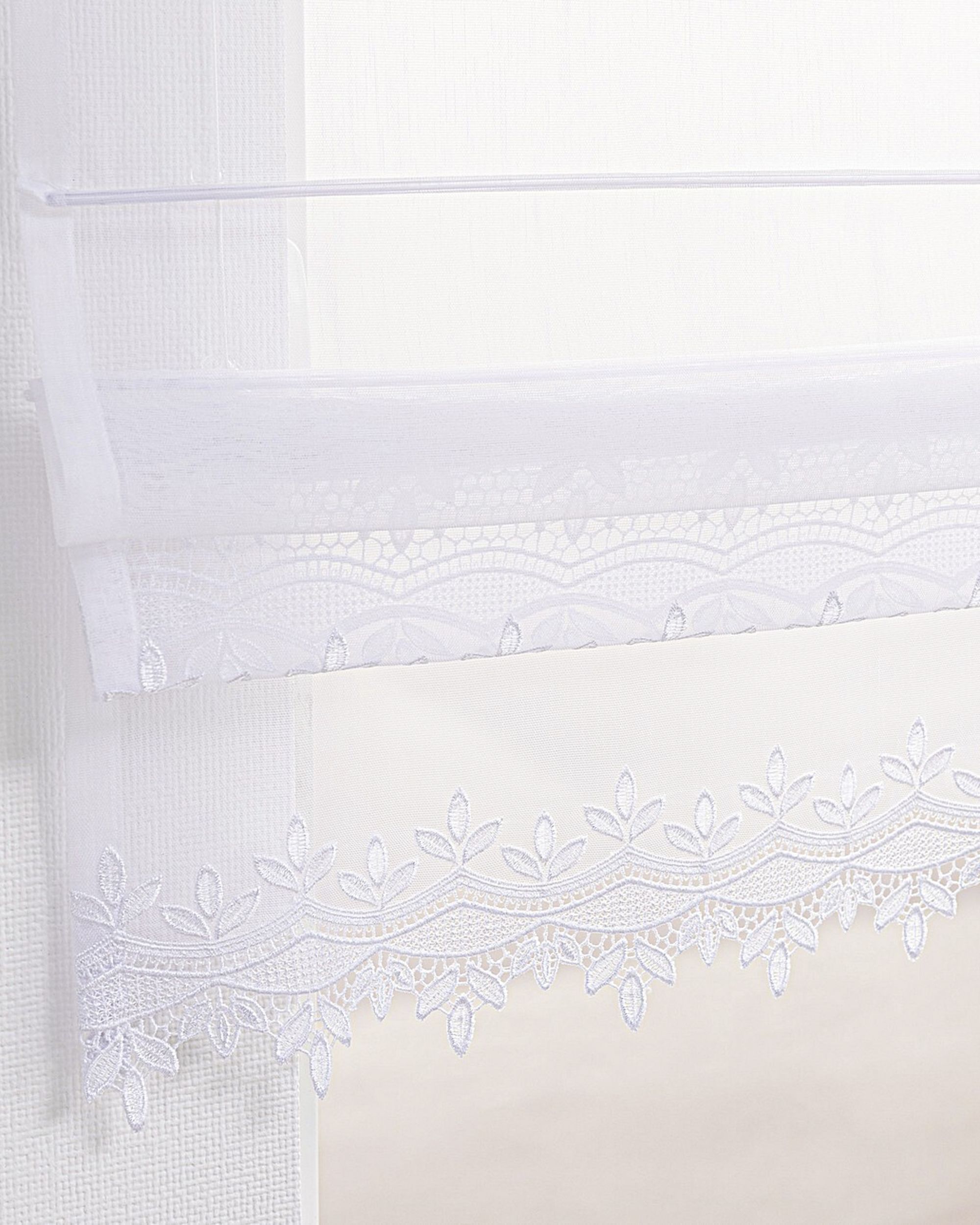 Raffrollo Voile Modena Farbe weiß Stoff halbtransparent, strukturiert, gemustert (hover)